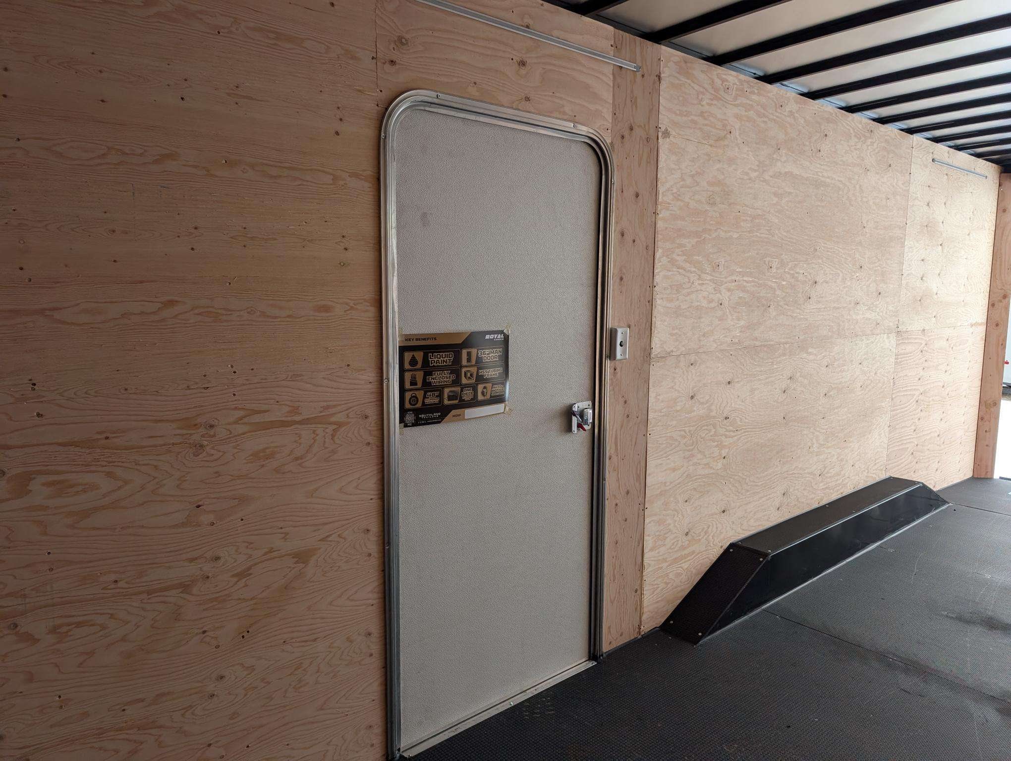 2026 Royal LARSM 8'6" x 22' + V-Nose Toy Hauler Trailer