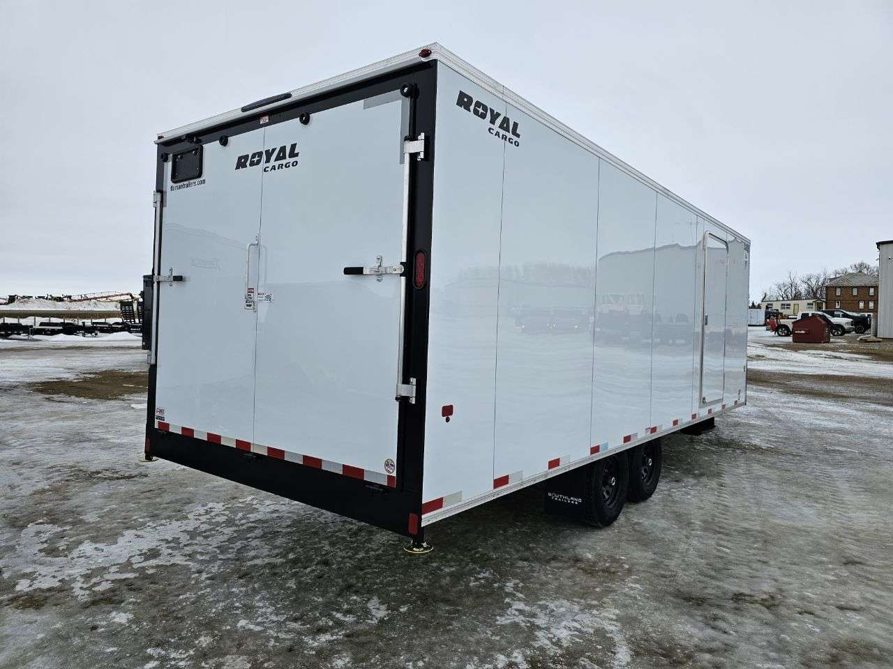 2026 Royal LARSM 8'6" x 22' + V-Nose Toy Hauler Trailer