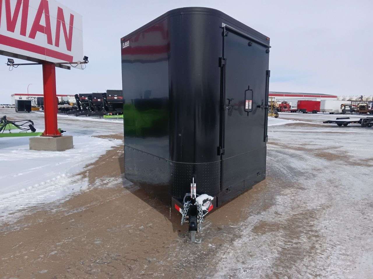 2026 Royal LARSM 8'6" x 22' + V-Nose Toy Hauler Trailer