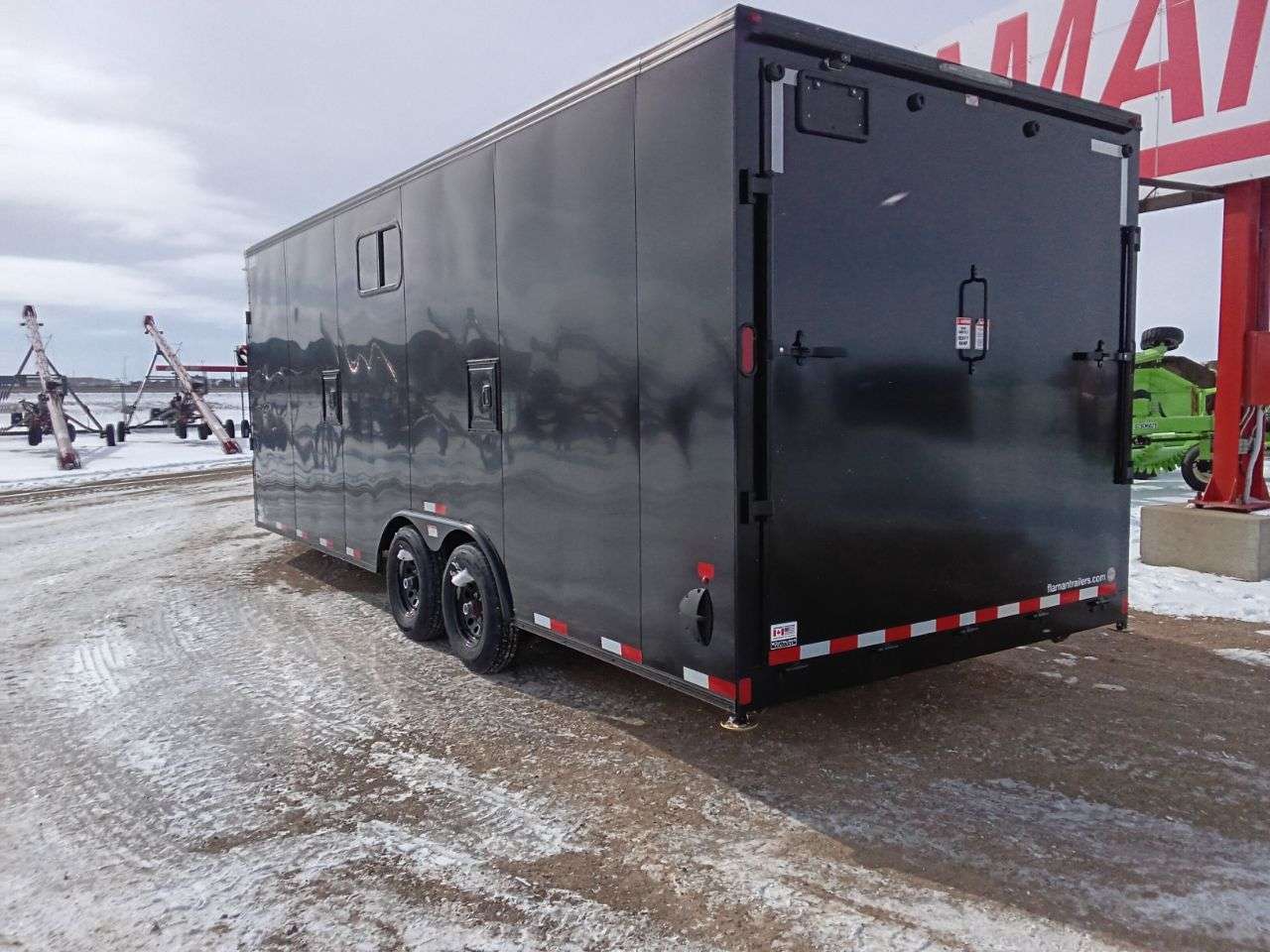 2026 Royal LARSM 8'6" x 22' + V-Nose Toy Hauler Trailer