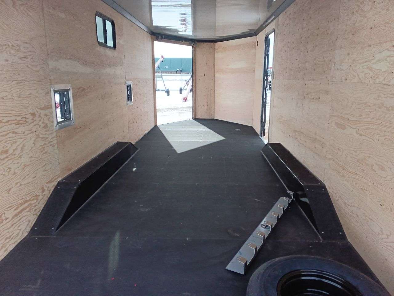 2026 Royal LARSM 8'6" x 22' + V-Nose Toy Hauler Trailer