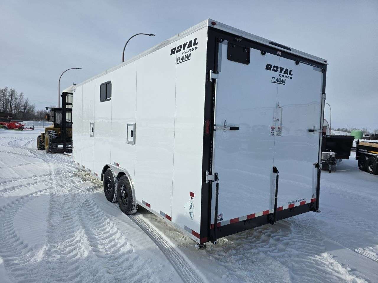 2026 Royal LARSM 8'6" x 22' + V-Nose Toy Hauler Trailer