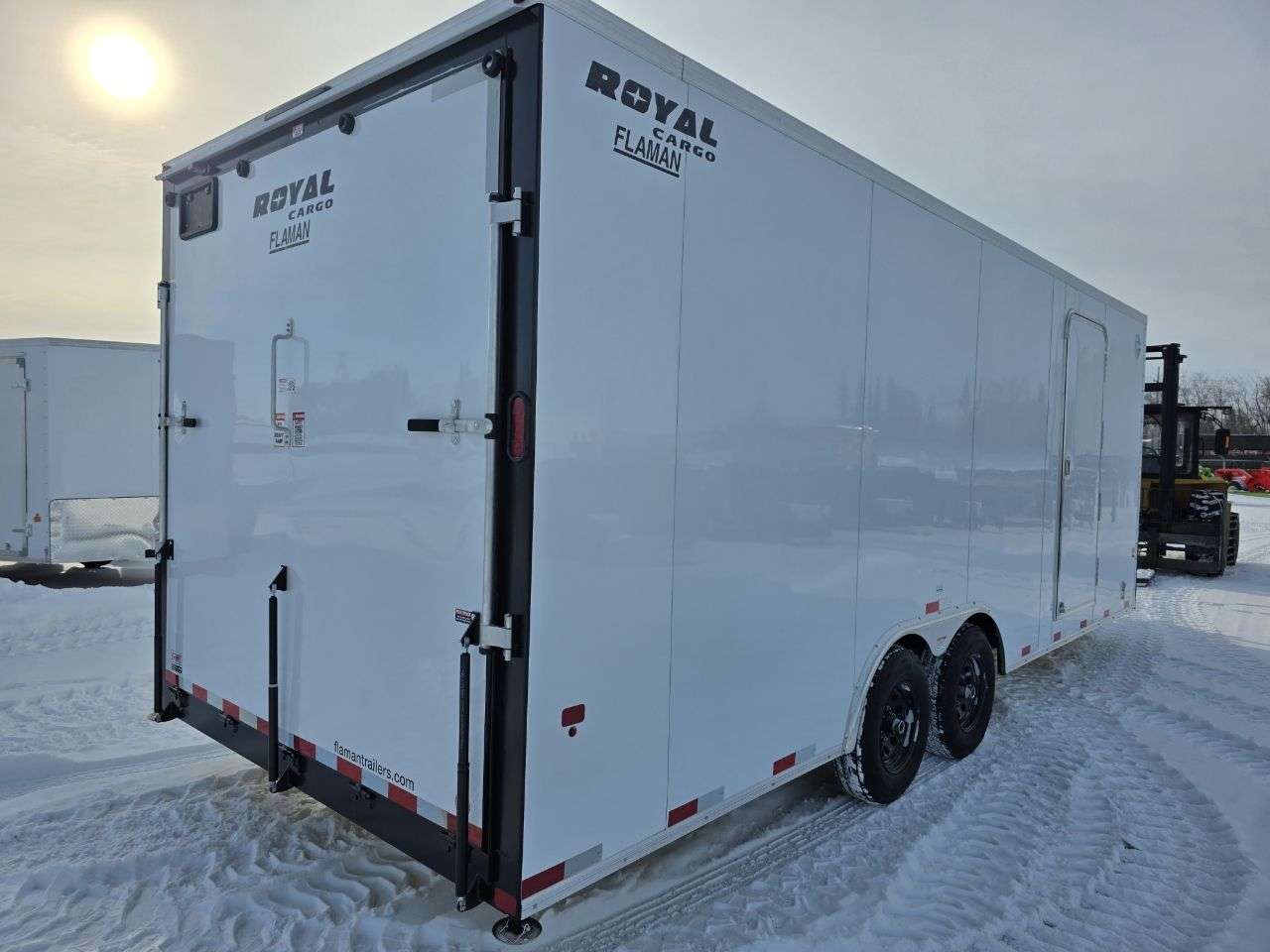 2026 Royal LARSM 8'6" x 22' + V-Nose Toy Hauler Trailer