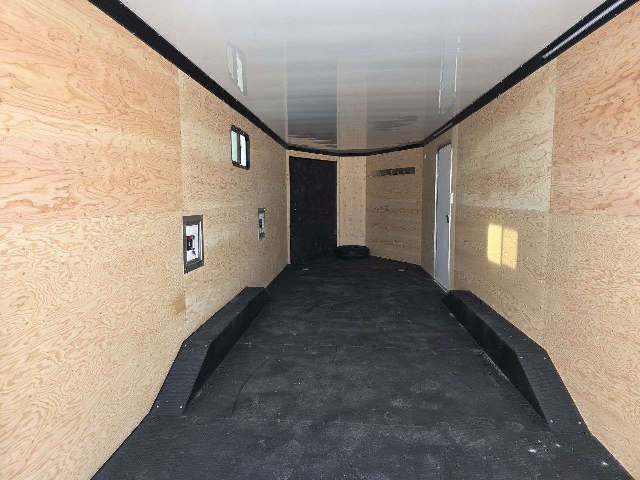 2026 Royal LARSM 8'6" x 22' + V-Nose Toy Hauler Trailer