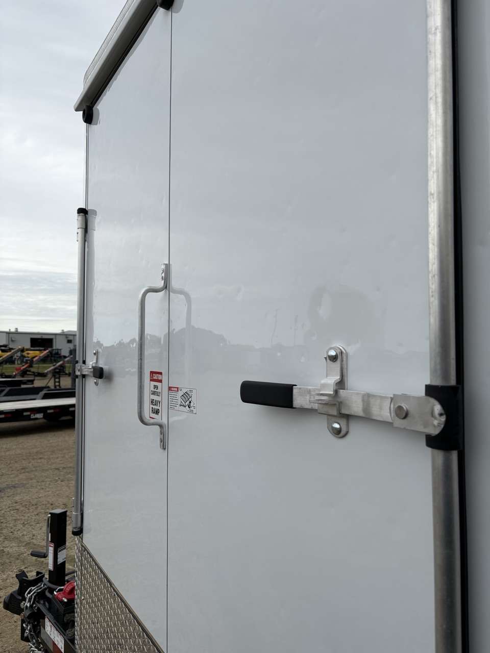 2026 Royal LARSM 8'6" x 22' + V-Nose Toy Hauler Trailer