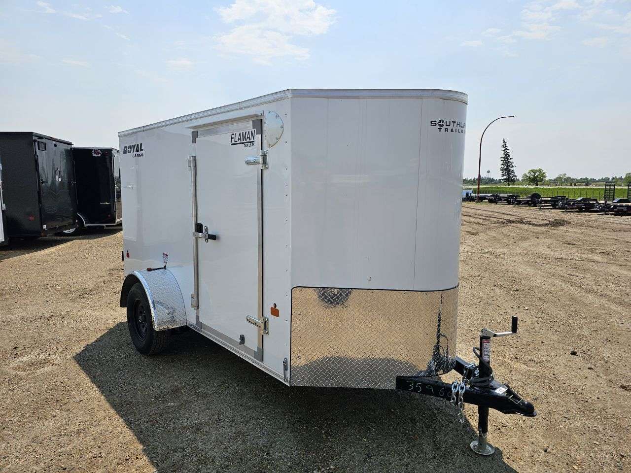 2026 Royal LCH 5' x 10' + V-Nose Cargo