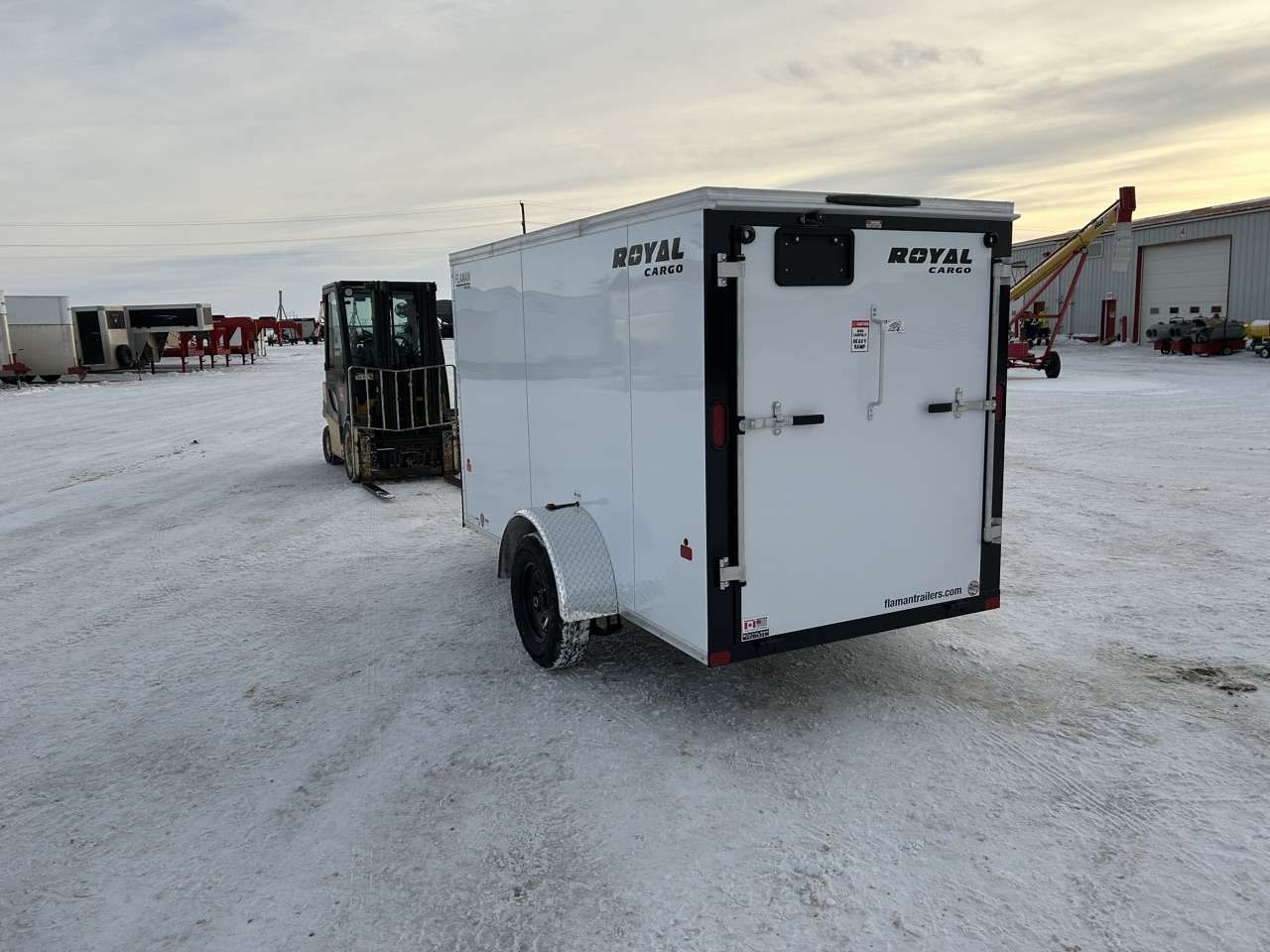 2026 Royal LCH 5' x 10' + V-Nose Cargo Trailer