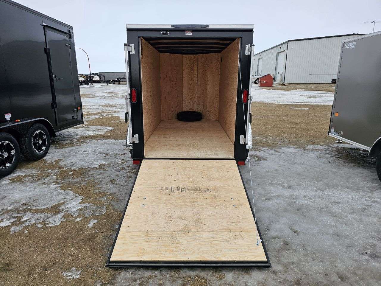 2026 Royal LCH 5' x 10' + V-Nose Cargo Trailer