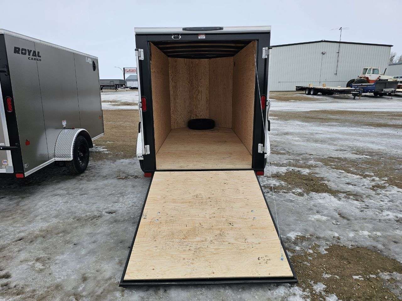 2026 Royal LCH 5' x 10' + V-Nose Cargo Trailer