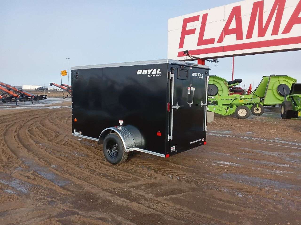 2026 Royal LCH 5' x 10' + V-Nose Cargo Trailer