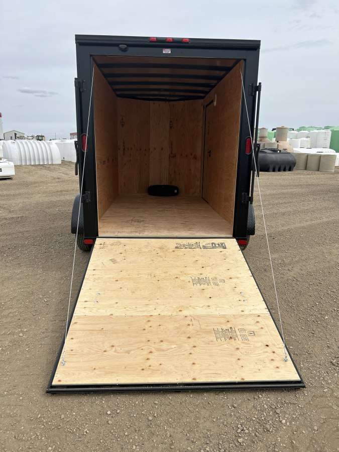 2026 Royal LCH 6' x 12' + V-Nose Cargo