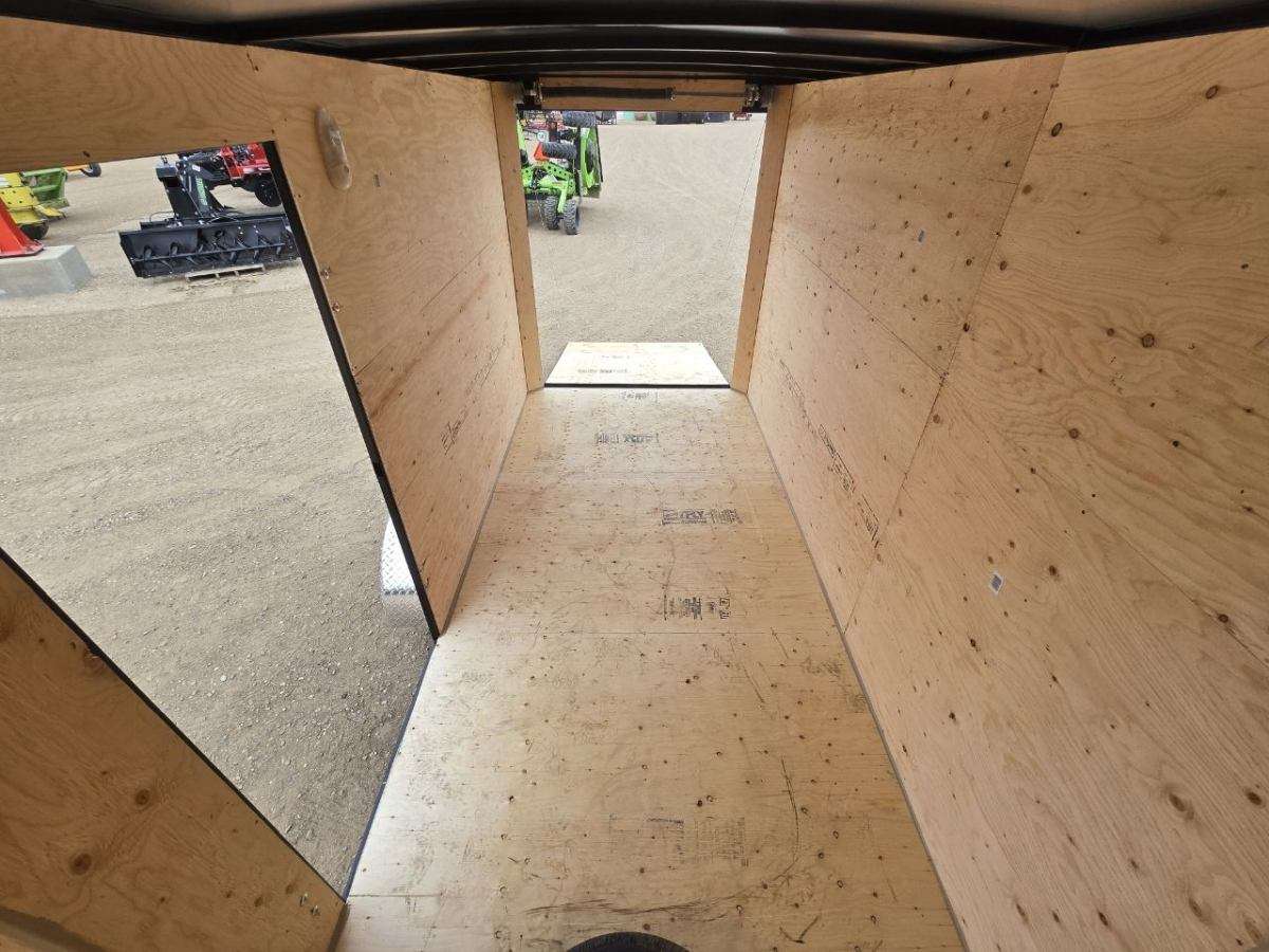 2026 Royal LCH 6' x 12' + V-Nose Cargo