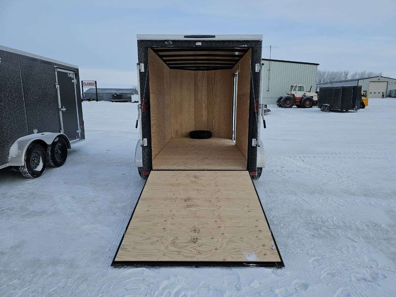 2026 Royal LCH 6' x 12' + V-Nose Cargo Trailer