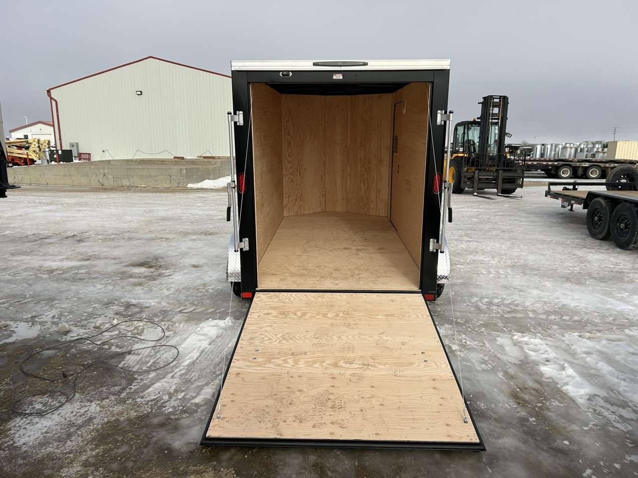 2026 Royal LCH 6' x 12' + V-Nose Cargo Trailer