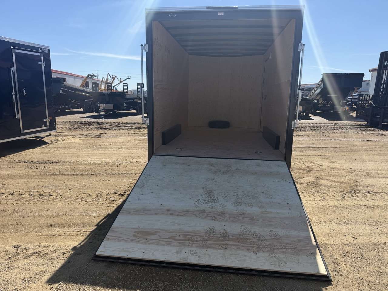 2026 Royal LCH 7'6" x 14' + V-Nose Cargo Trailer