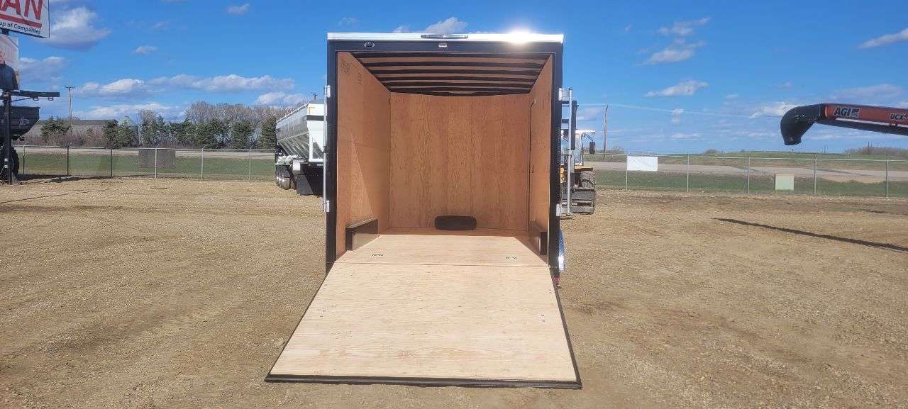 2026 Royal LCH 7'6" x 14' + V-Nose Cargo Trailer