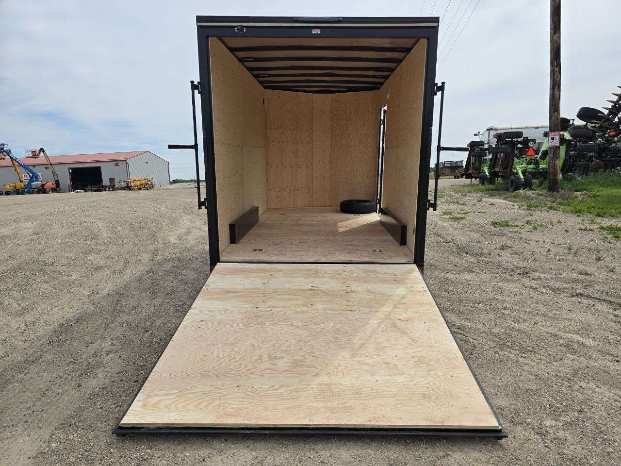 2026 Royal LCH 7'6" x 14' + V-Nose Cargo Trailer