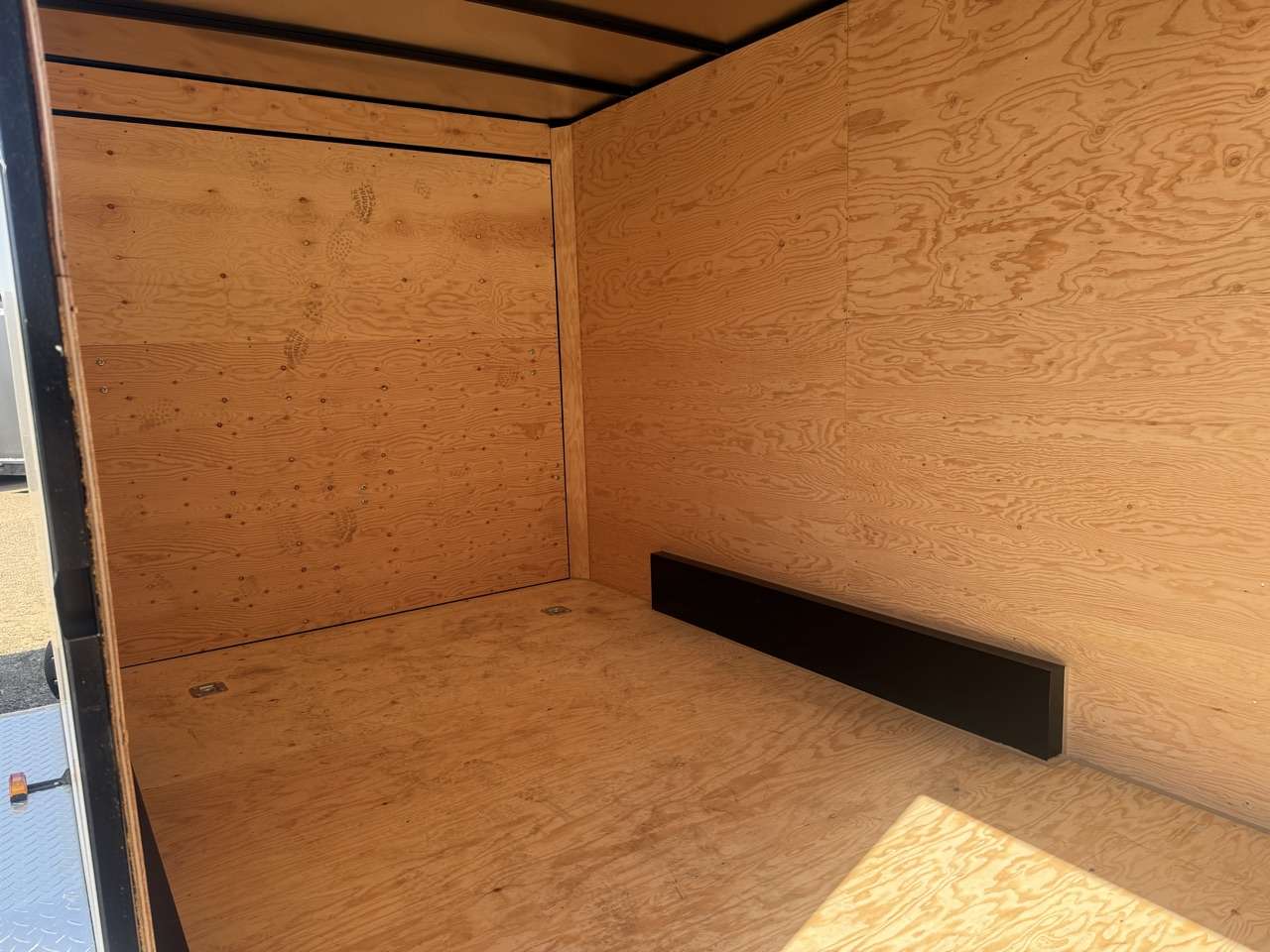 2026 Royal LCH 7'6" x 14' + V-Nose Cargo Trailer