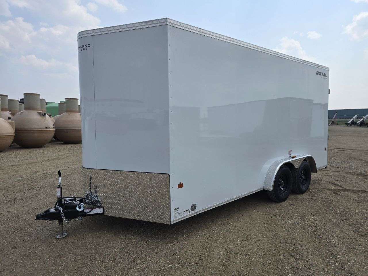 2026 Royal LCH 7'6" x 16' + V-Nose Cargo