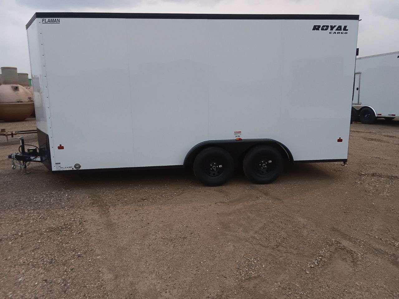 2026 Royal LCH 7'6" x 16' + V-Nose Cargo