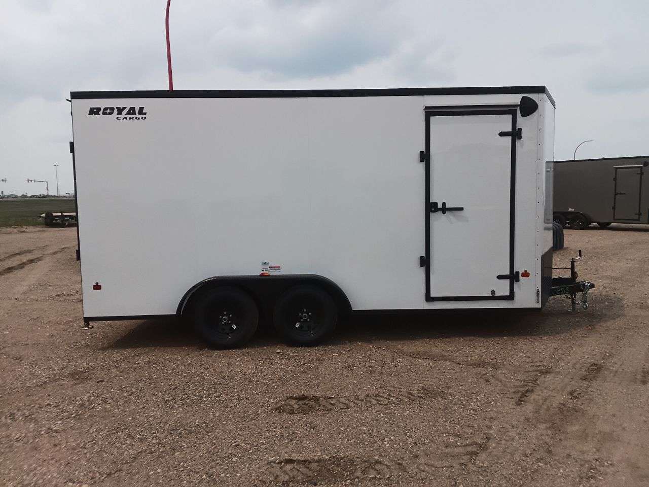 2026 Royal LCH 7'6" x 16' + V-Nose Cargo