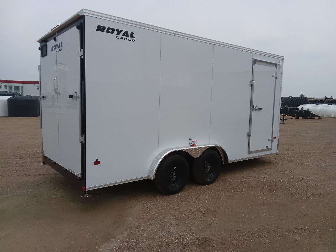 2026 Royal LCH 7'6" x 16' + V-Nose Cargo