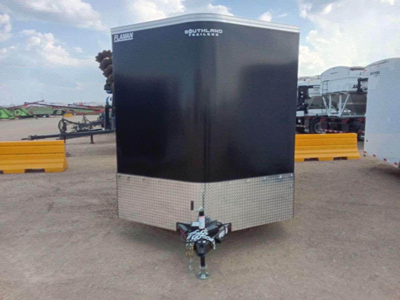 2026 Royal LCH 7'6" x 16' + V-Nose Cargo Trailer