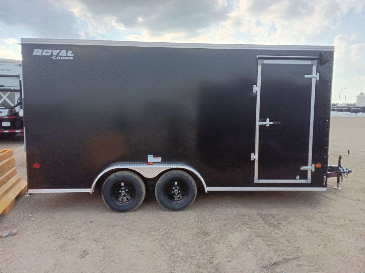 2026 Royal LCH 7'6" x 16' + V-Nose Cargo Trailer