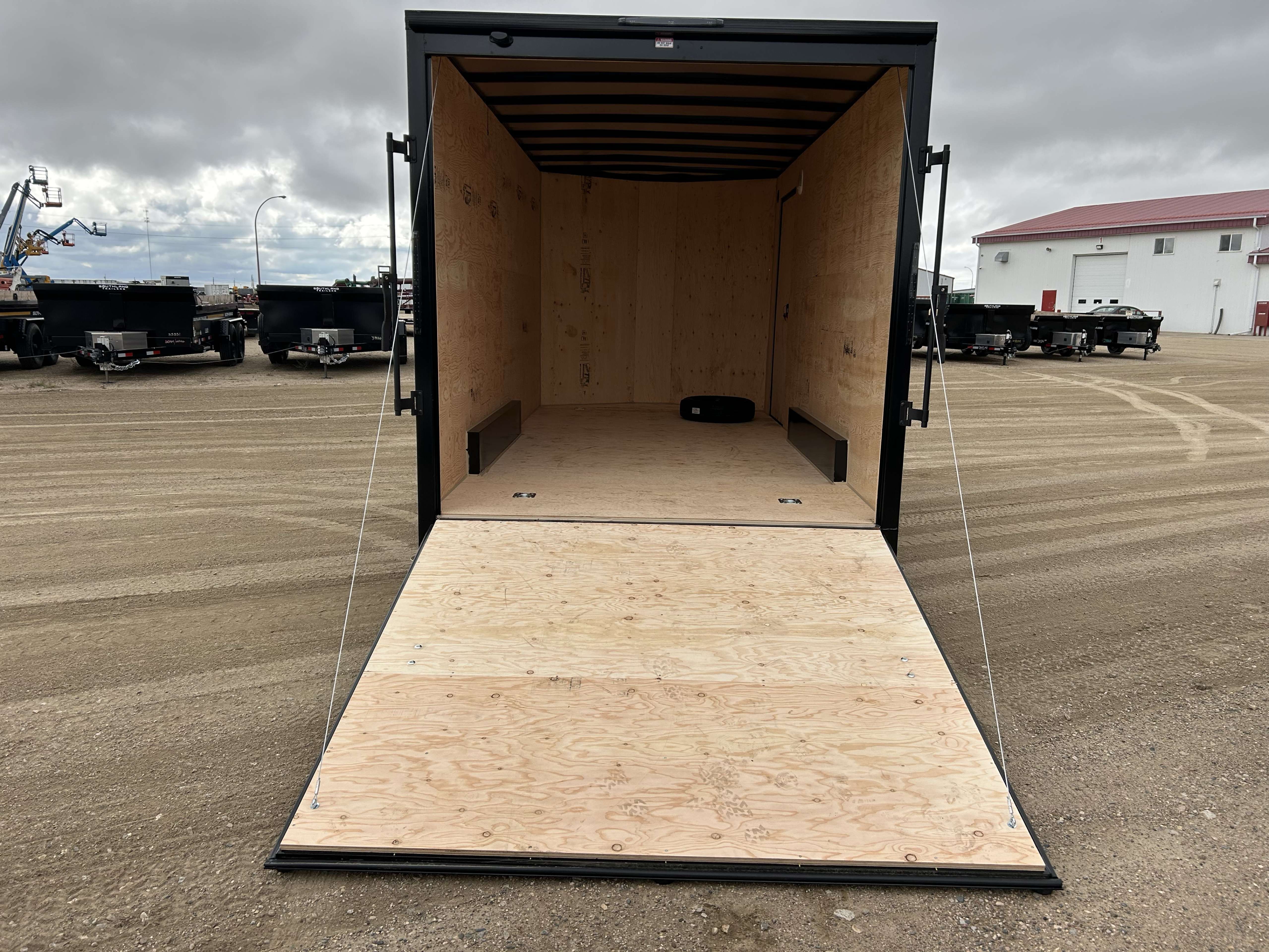 2026 Royal LCH 7'6" x 16' + V-Nose Cargo Trailer