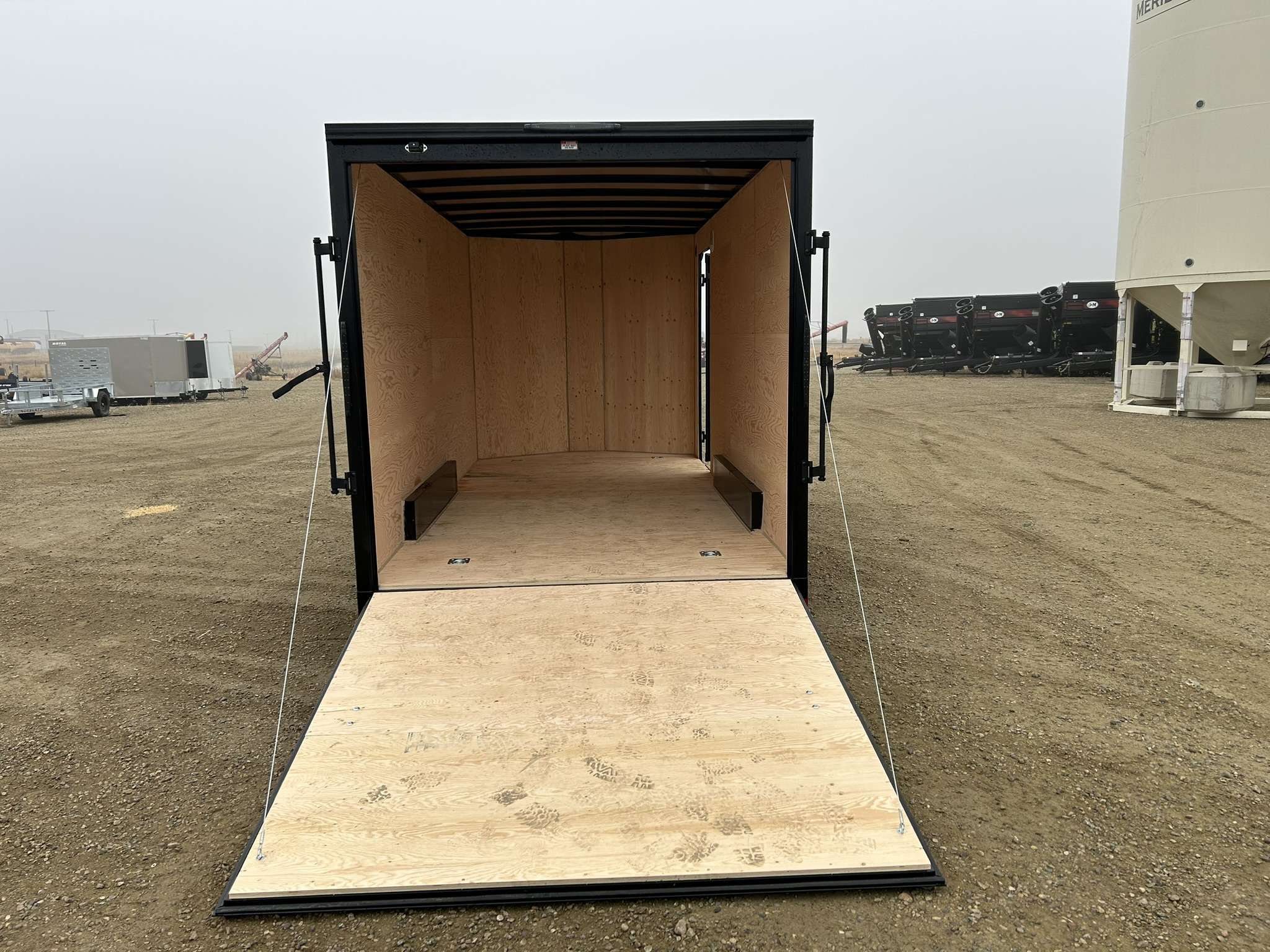 2026 Royal LCH 7'6" x 16' + V-Nose Cargo Trailer