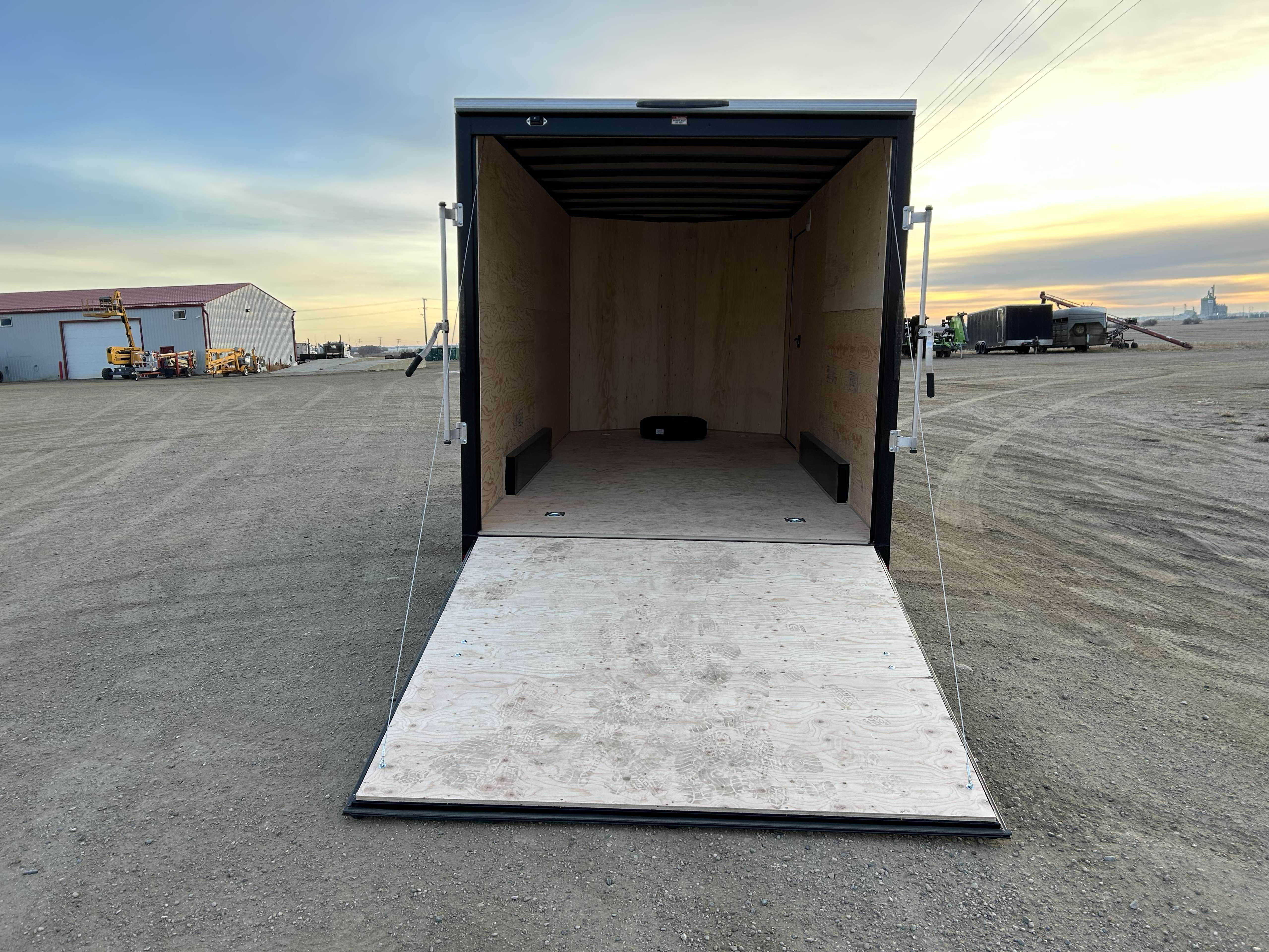 2026 Royal LCH 7'6" x 16' + V-Nose Cargo Trailer