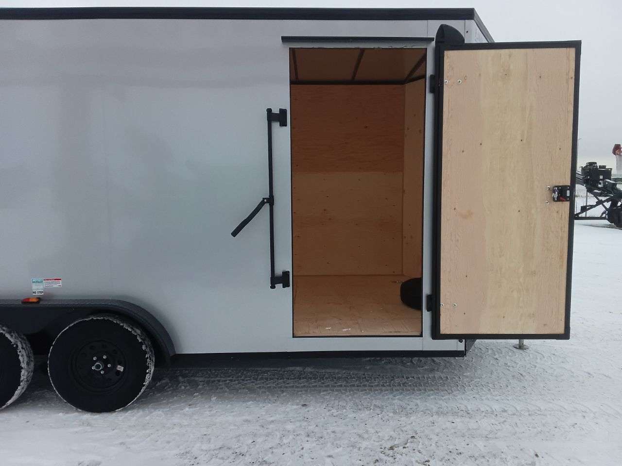 2026 Royal LCH 7'6" x 16' + V-Nose Cargo Trailer