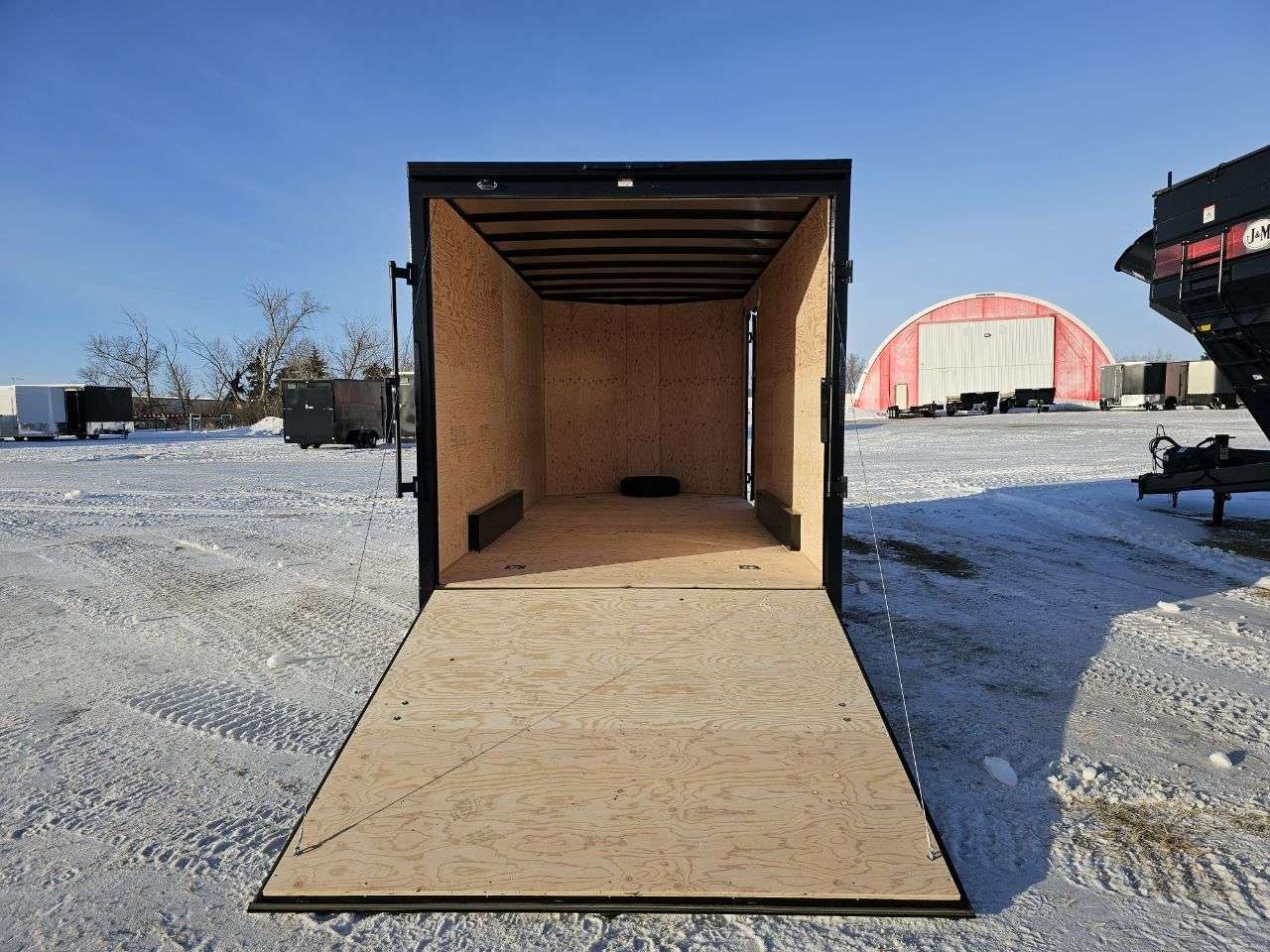 2026 Royal LCH 7'6" x 16' + V-Nose Cargo Trailer