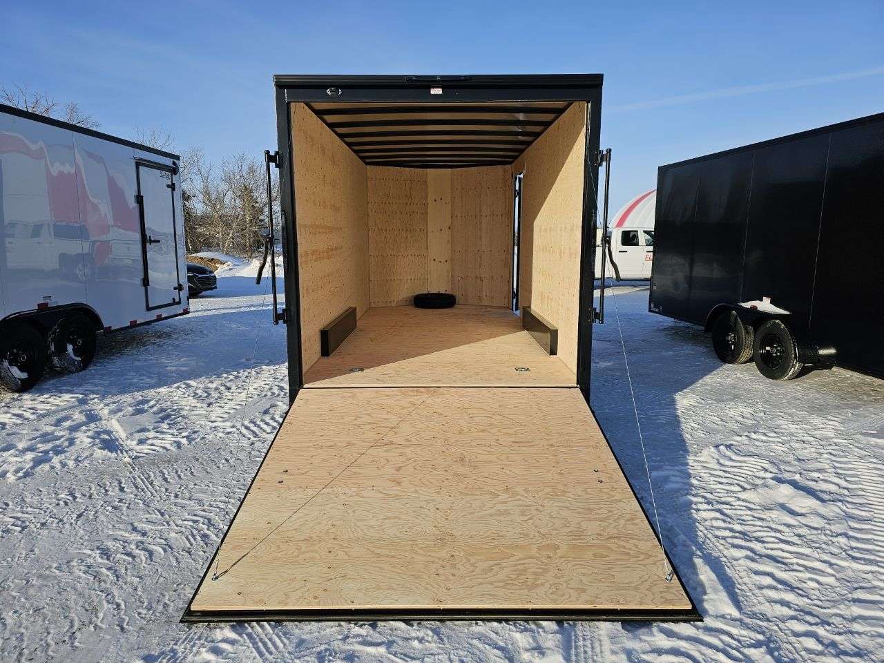 2026 Royal LCH 7'6" x 16' + V-Nose Cargo Trailer