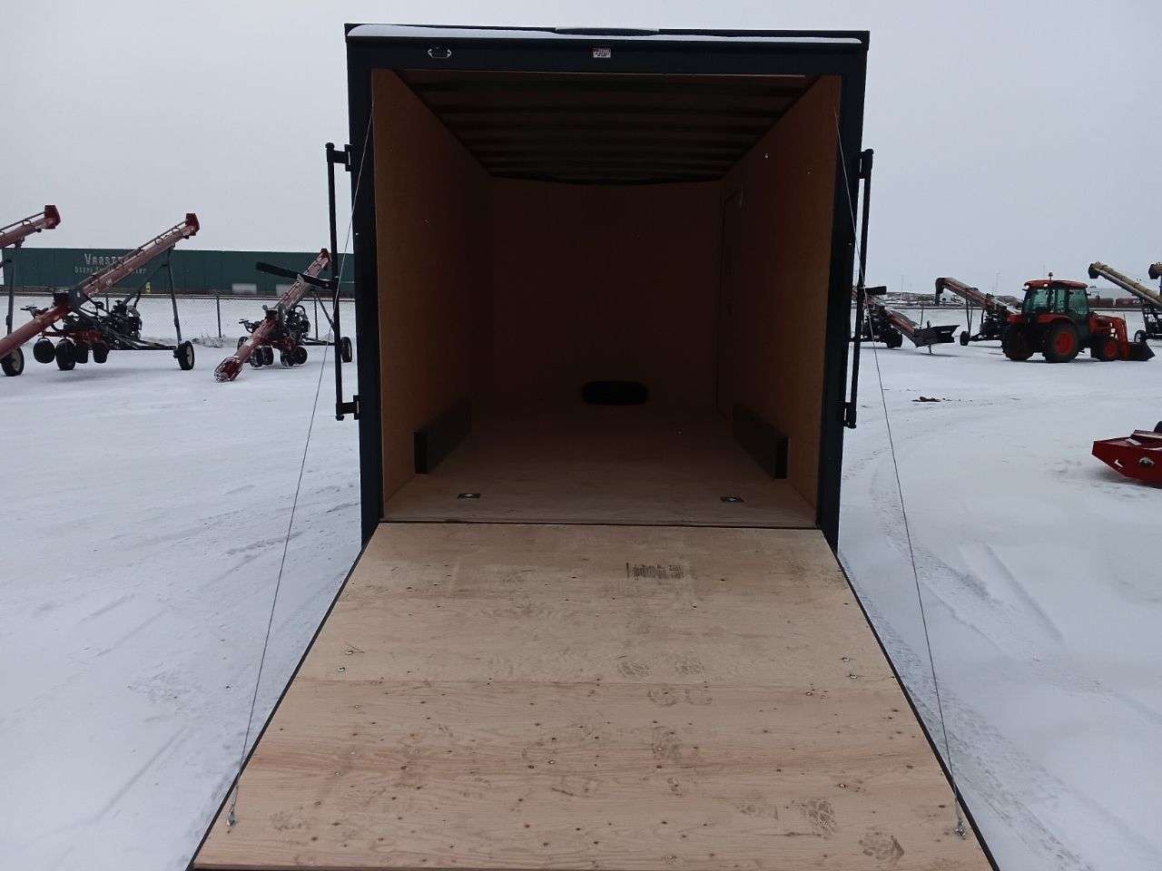 2026 Royal LCH 7'6" x 16' + V-Nose Cargo Trailer