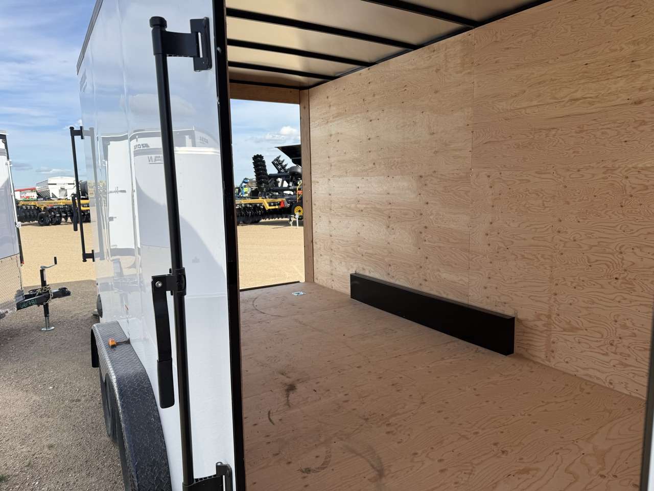 2026 Royal LCH 7'6" x 16' + V-Nose Cargo Trailer
