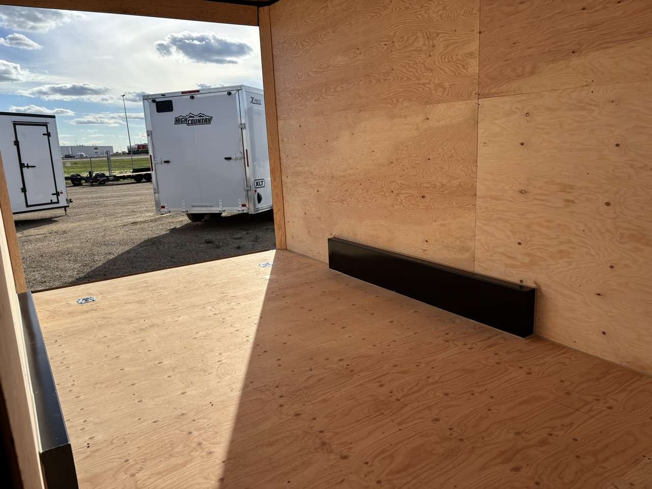 2026 Royal LCH 7'6" x 16' + V-Nose Cargo Trailer