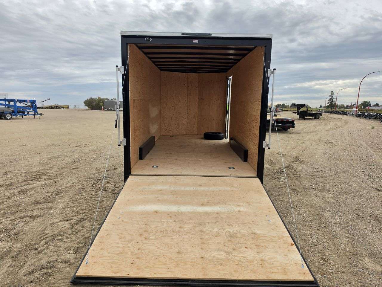 2026 Royal LCH 7'6" x 16' + V-Nose Cargo Trailer