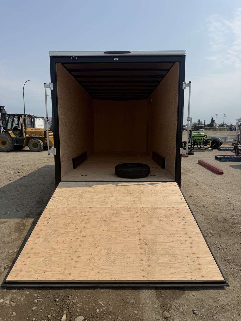 2026 Royal LCH 7'6" x 18' + V-Nose Cargo Trailer