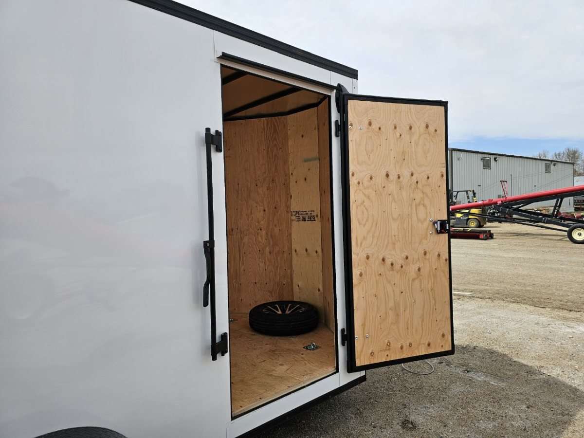 2026 Royal LCH 7' x 14' + V-Nose Cargo