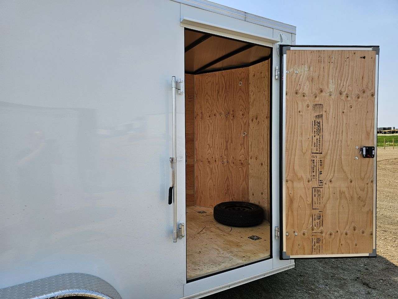 2026 Royal LCH 7' x 14' + V-Nose Cargo
