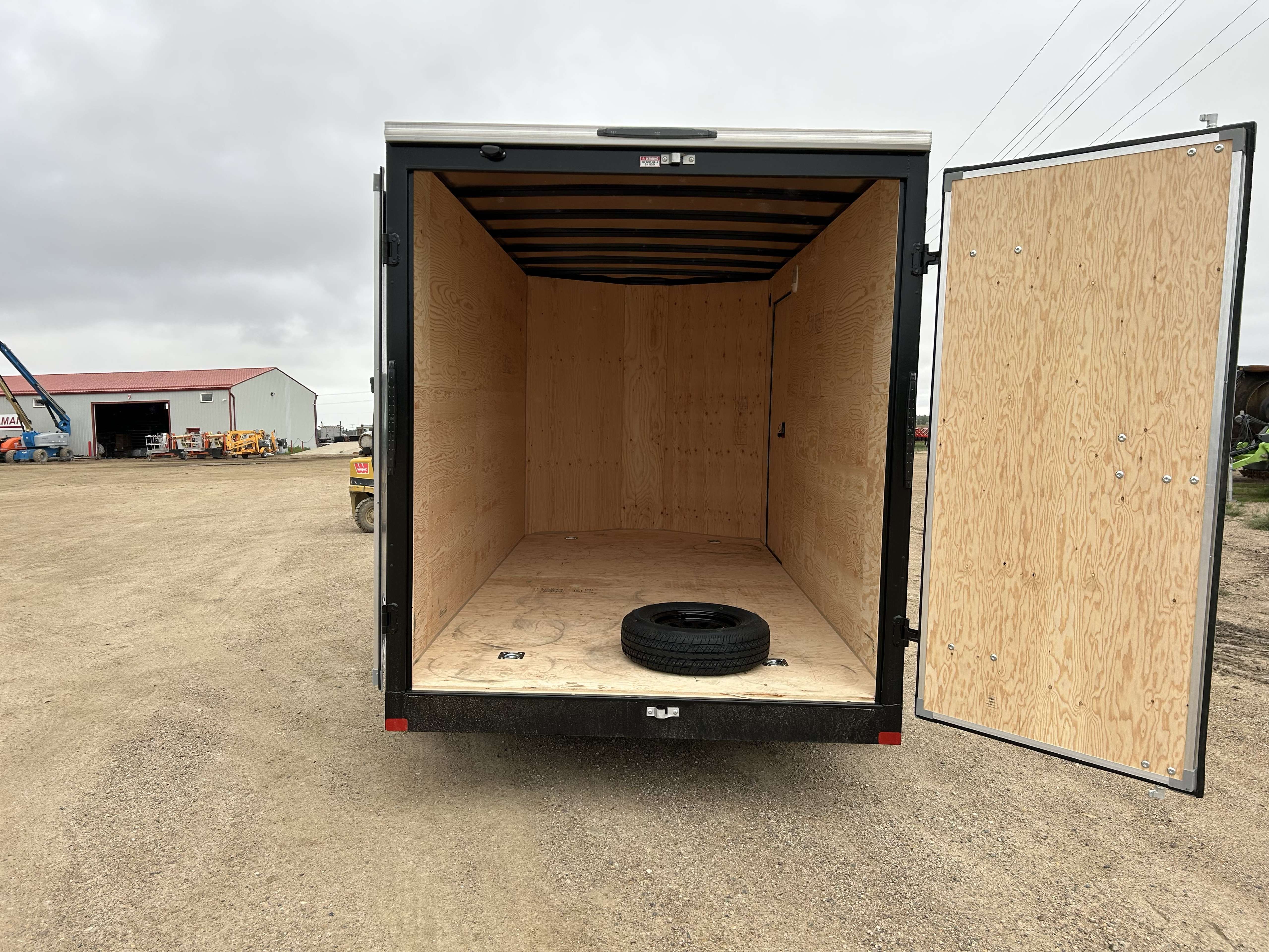 2026 Royal LCH 7' x 14' + V-Nose Cargo Trailer