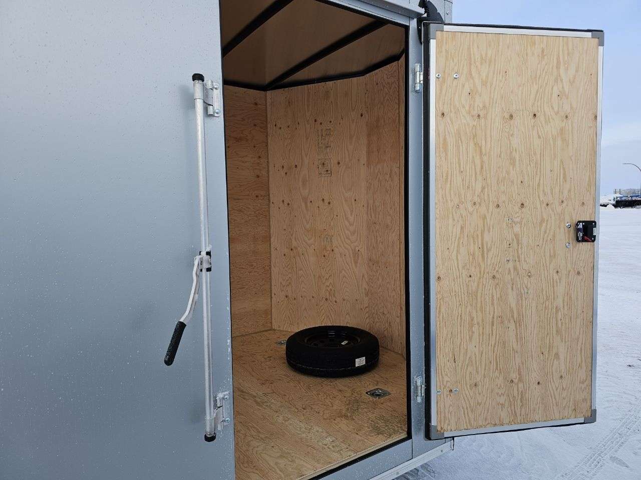 2026 Royal LCH 7' x 14' + V-Nose Cargo Trailer