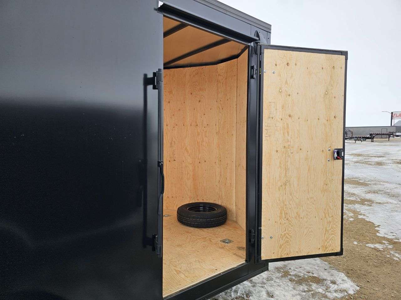 2026 Royal LCH 7' x 14' + V-Nose Cargo Trailer