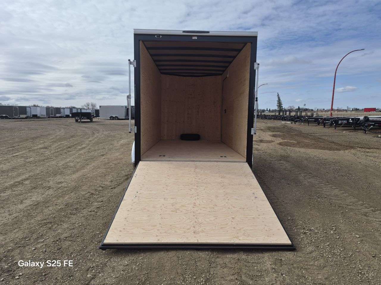 2026 Royal LCH 7' x 14' + V-Nose Cargo Trailer