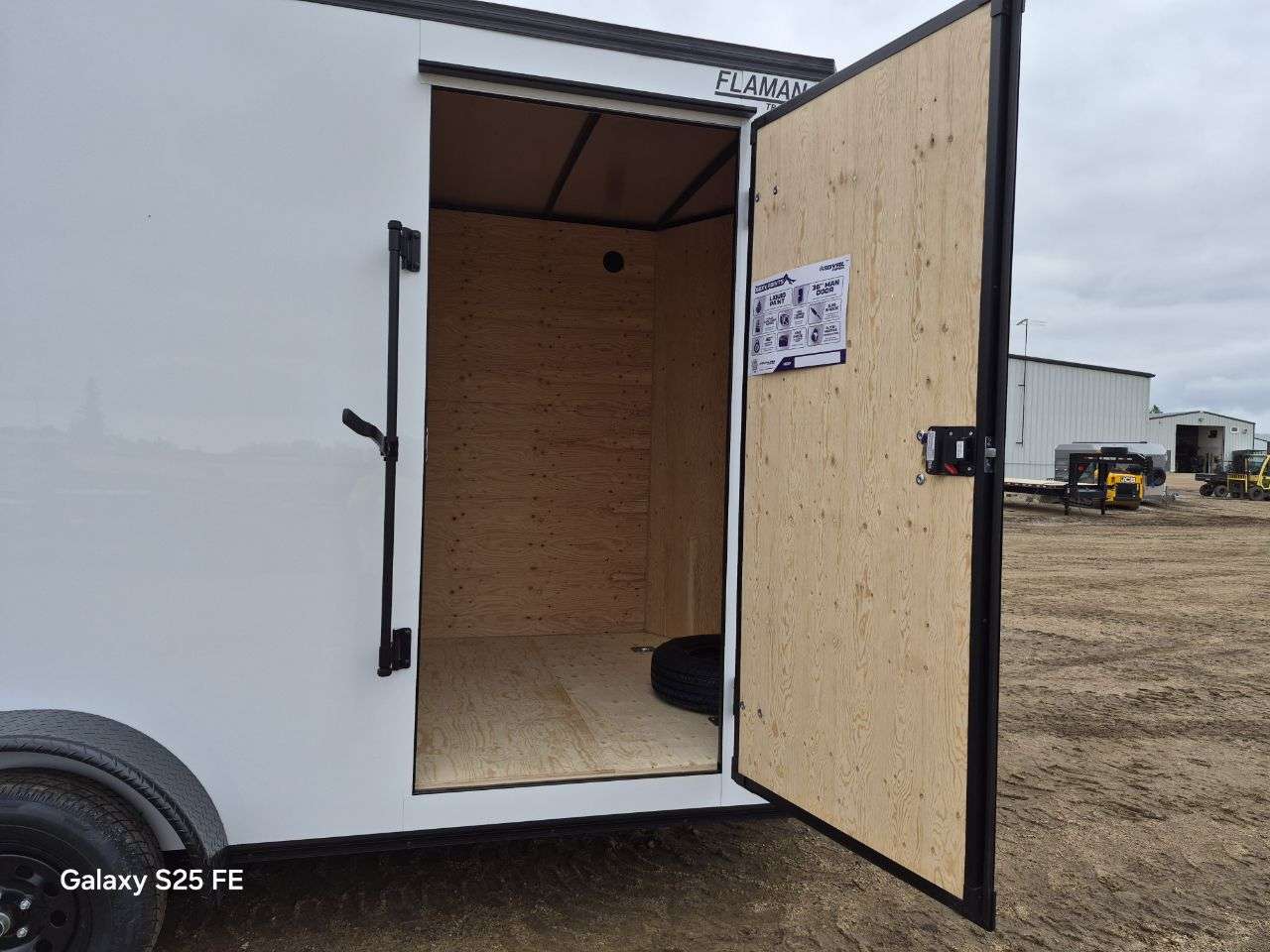 2026 Royal LCH 7' x 14' + V-Nose Cargo Trailer
