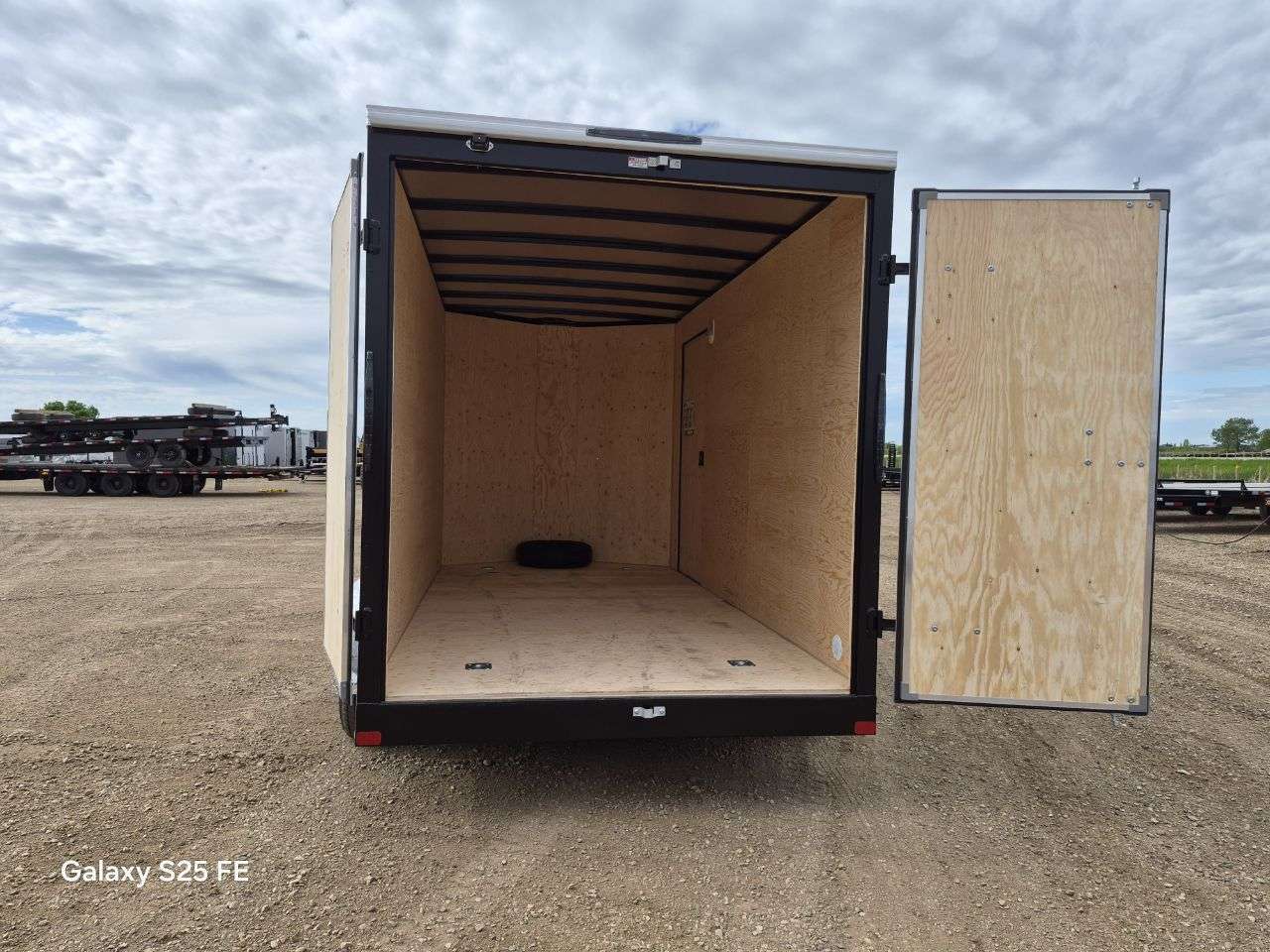 2026 Royal LCH 7' x 14' + V-Nose Cargo Trailer