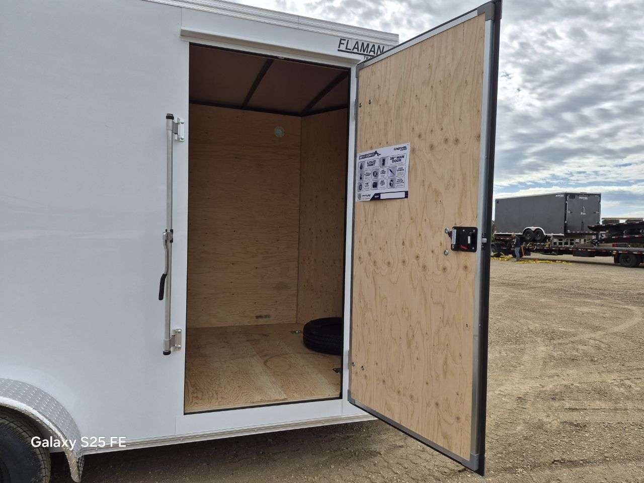 2026 Royal LCH 7' x 14' + V-Nose Cargo Trailer