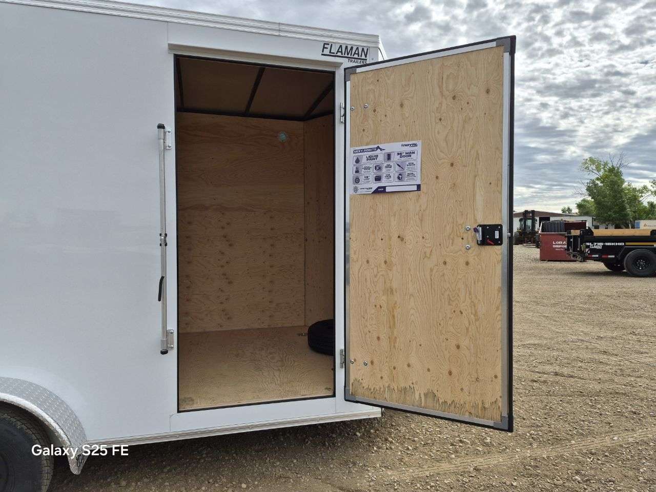 2026 Royal LCH 7' x 14' + V-Nose Cargo Trailer