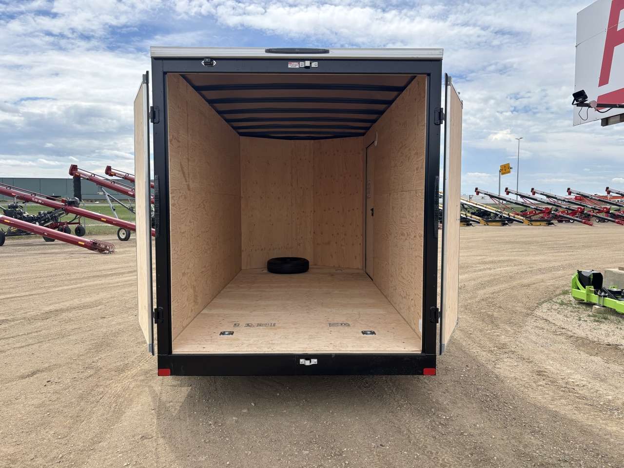 2026 Royal LCH 7' x 14' + V-Nose Cargo Trailer